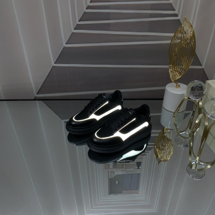 ALEXMQ Sneakers