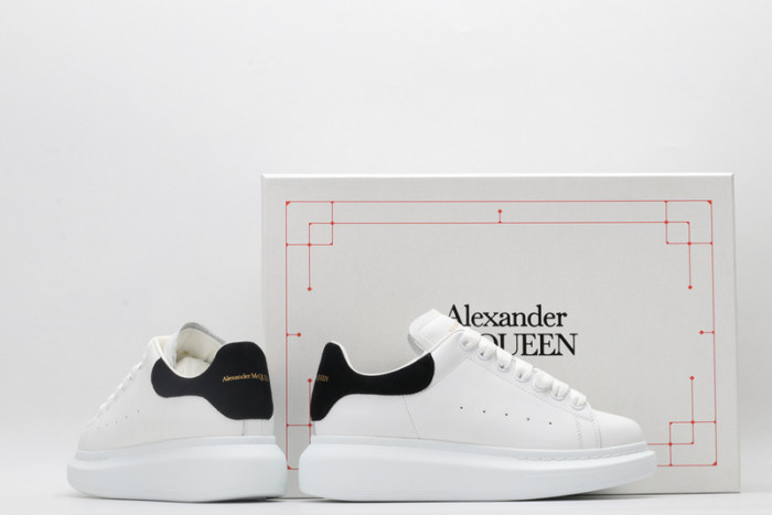 ALEXMQ Sneakers