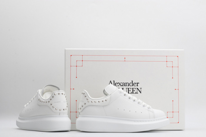ALEXMQ Sneakers