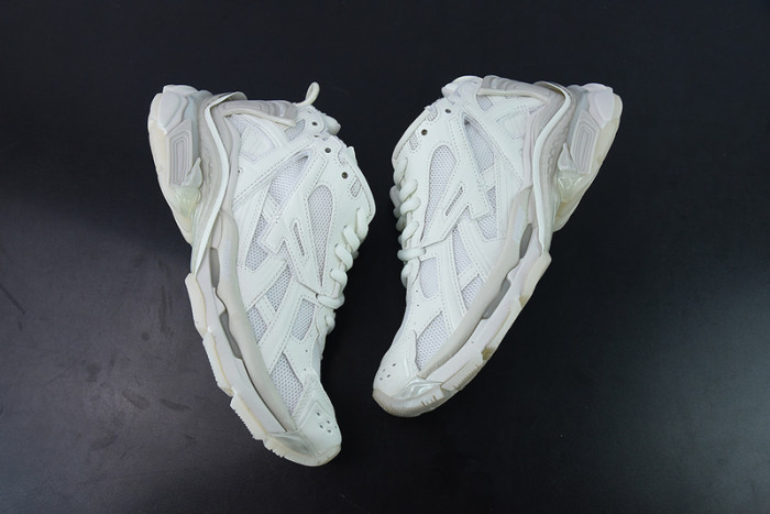 BALCIA RUNNER SNEAKER