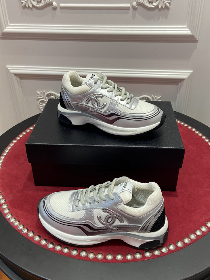 CHNL Sneaker