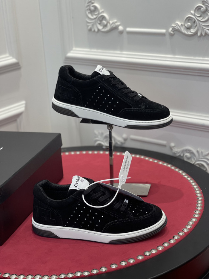 CHNL Sneaker