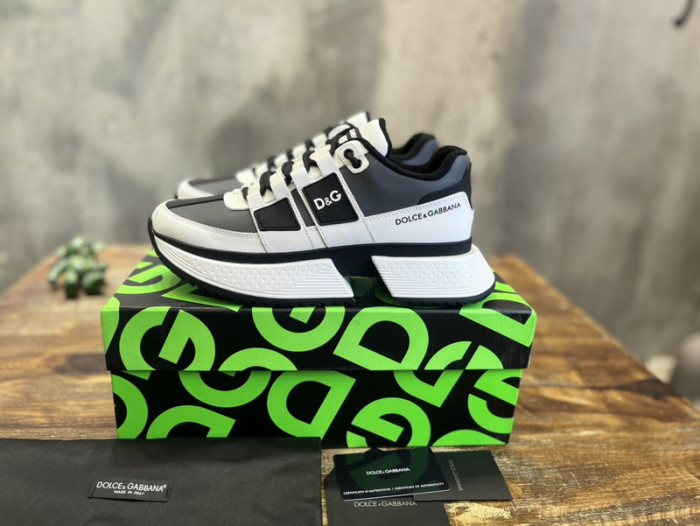 DG SNEAKER