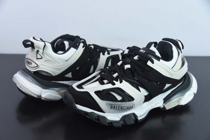 BALCIA Track SNEAKER