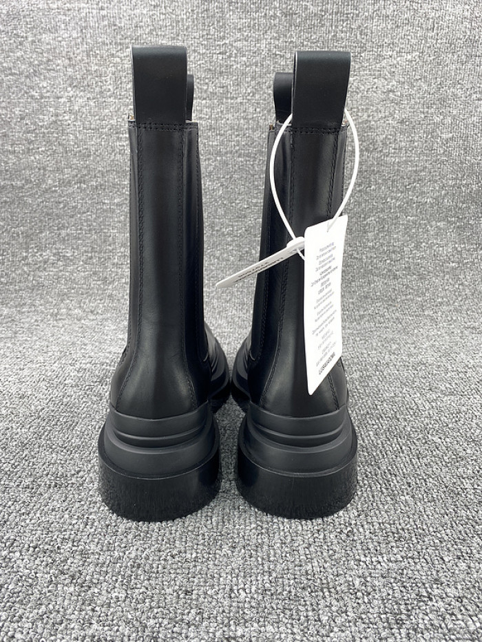 Bo*te*ga ve*ne*ta chelsea tire leather high boot