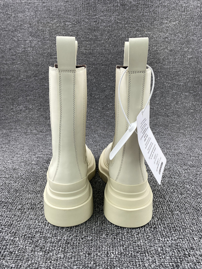 Bo*te*ga ve*ne*ta chelsea tire leather high boot