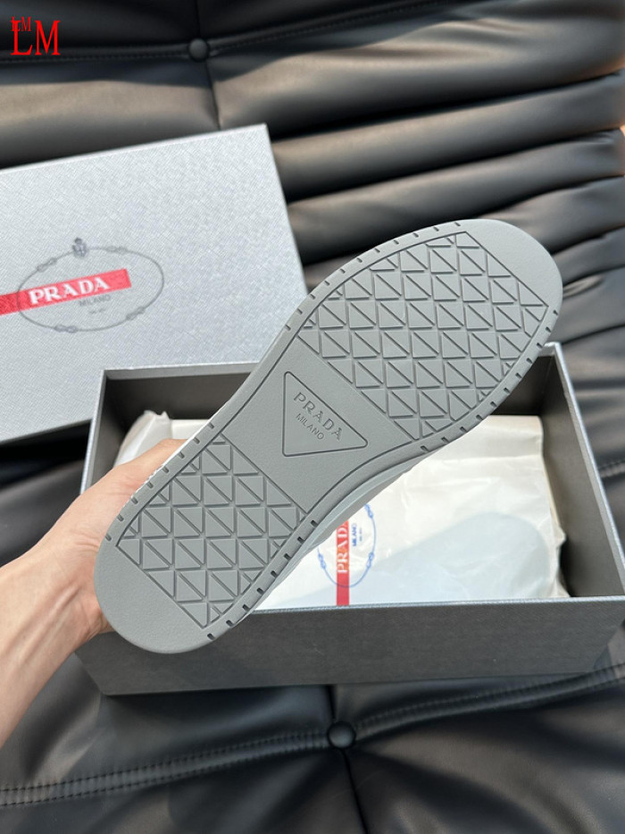 PRDA Sneaker