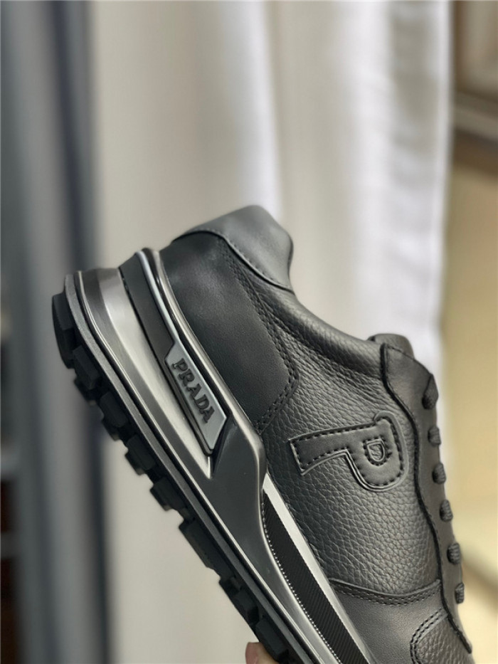 PRDA Sneaker