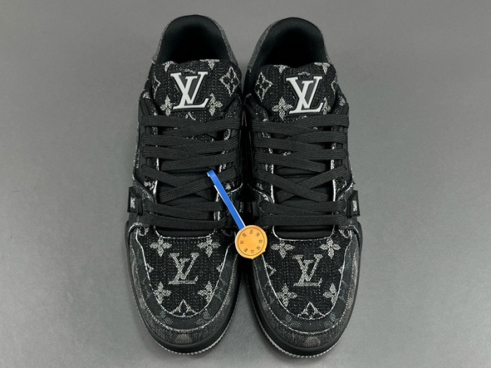 LUSV SNEAKERS
