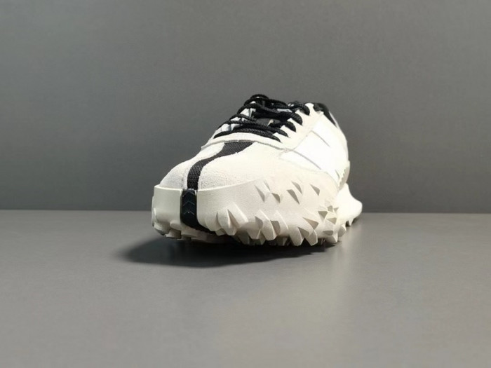 New Balance XC-72 Moonbeam Black - UXC72DB1