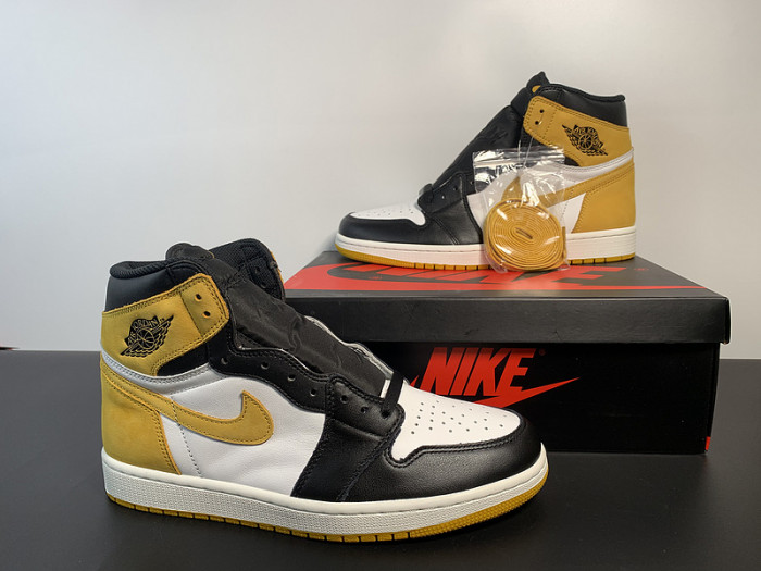 Air Jordan 1 Retro High OG 