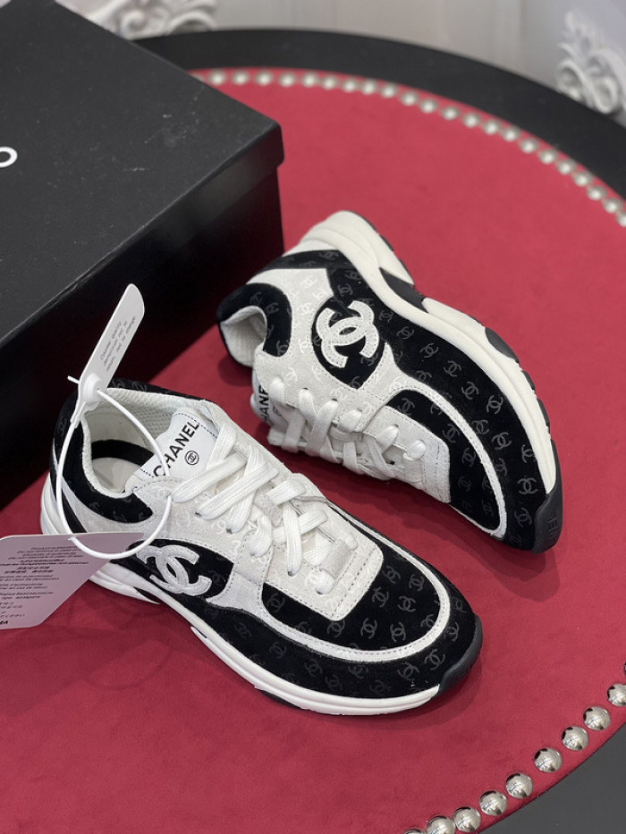 CHNL Sneaker