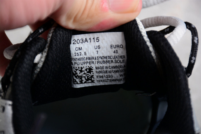 As*ic*s andersson bell x gel 1090 