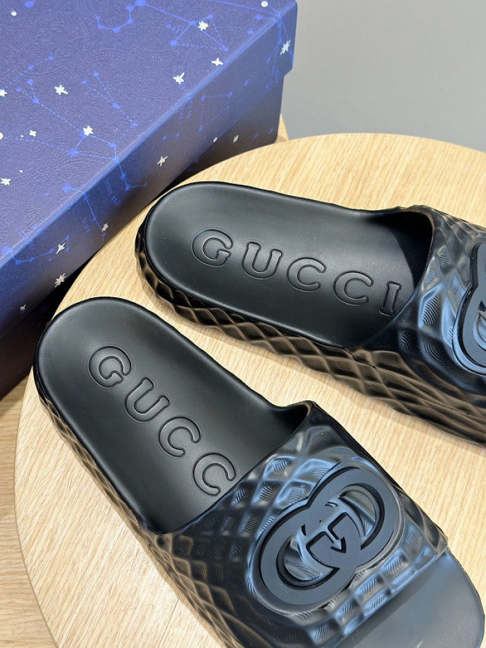 GCI GG Slide Sandal
