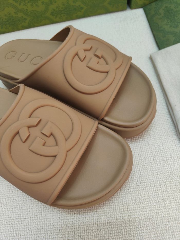 GCI GG Slide Sandal