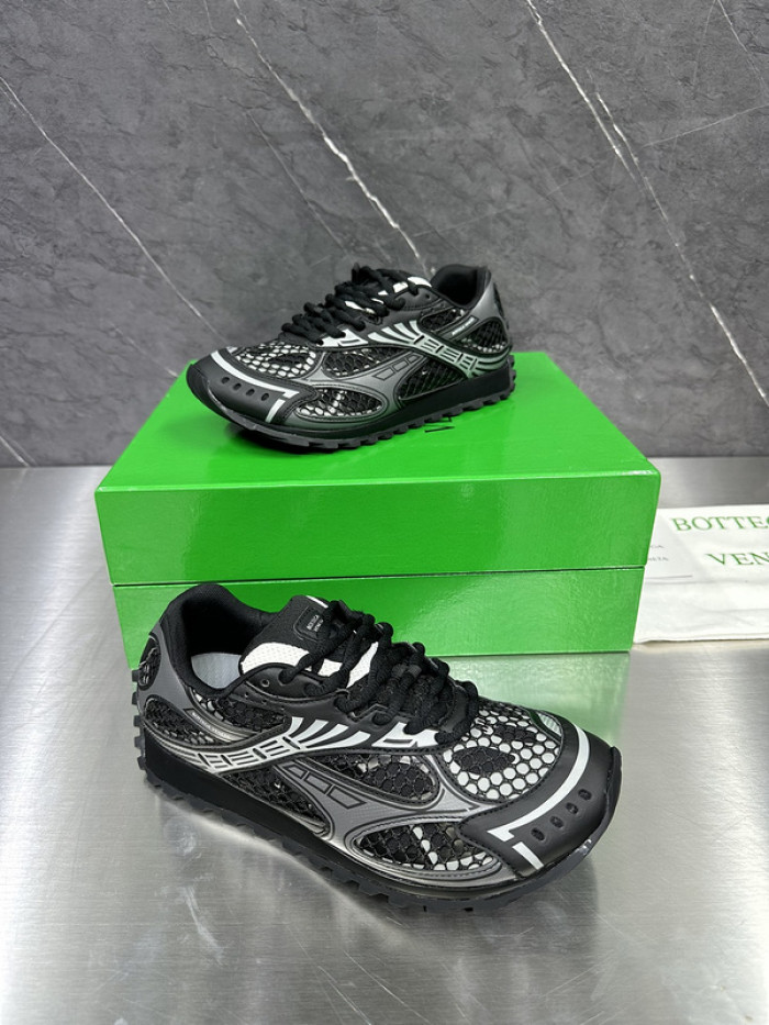 Bo*te*ga ve*ne*ta orbit sneaker