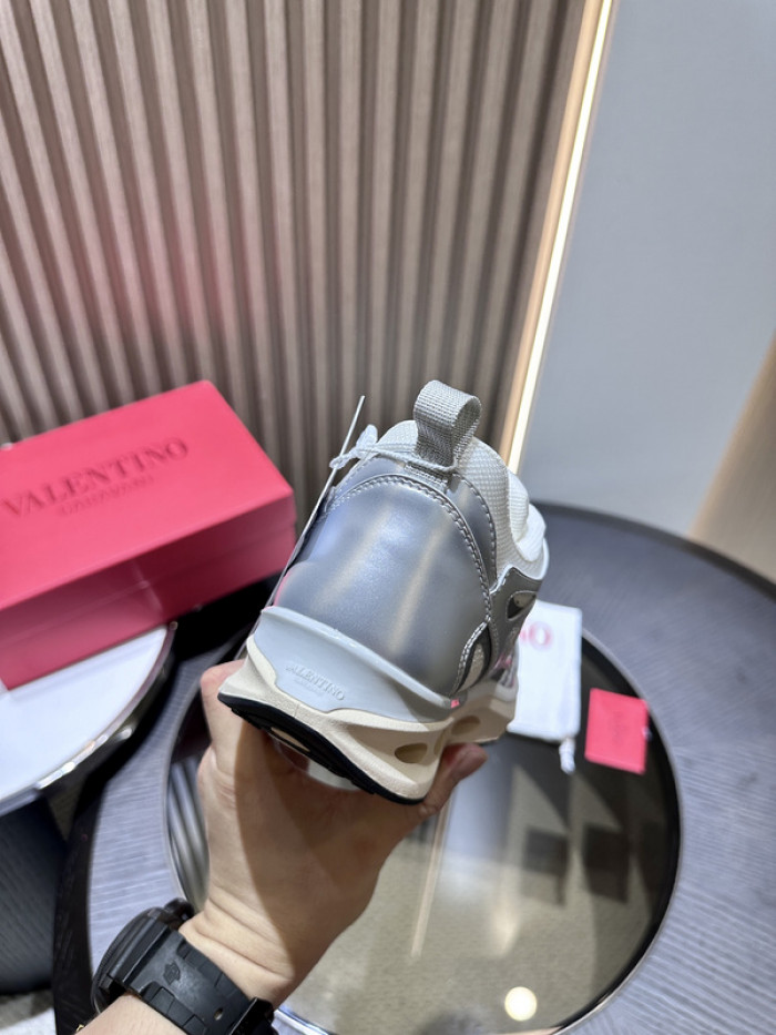 VALENTINO GARAVANI SNEAKER