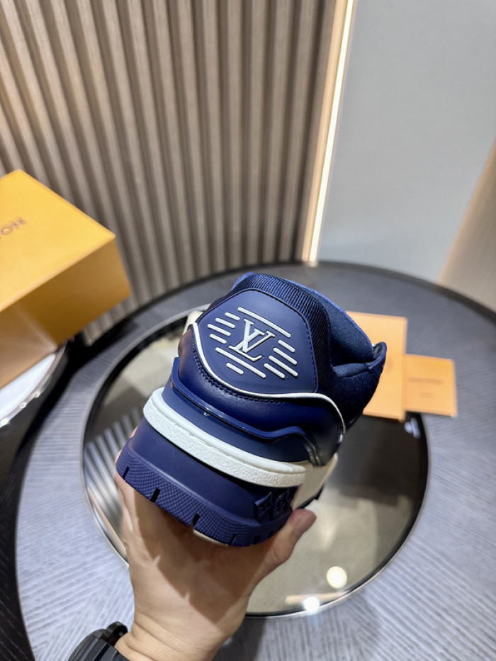 LUSV SNEAKERS