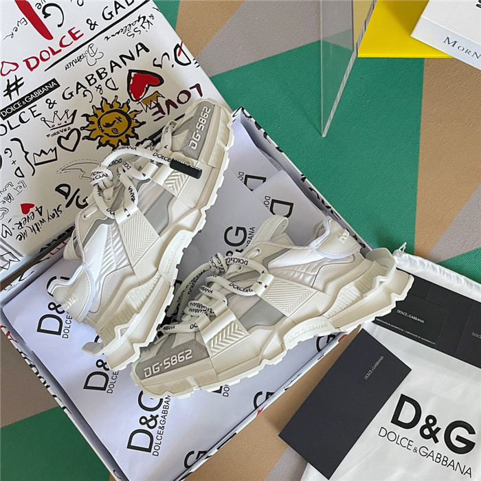 DG SNEAKER