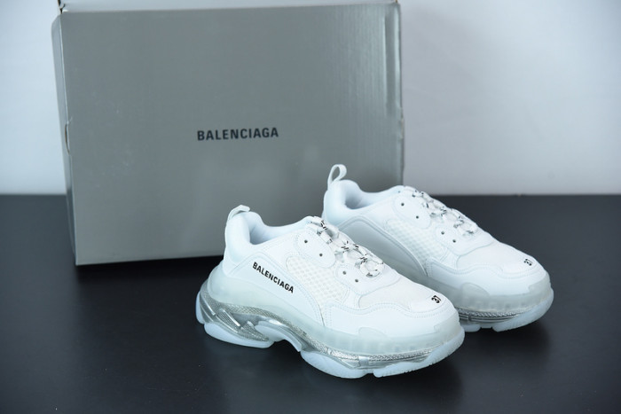 BALCIA TRIPLE S SNEAKER