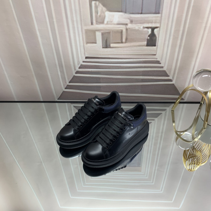 ALEXMQ Sneakers