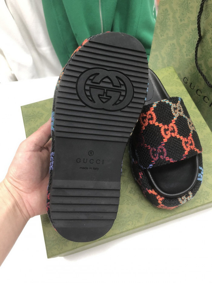 GCI GG Slide Sandal