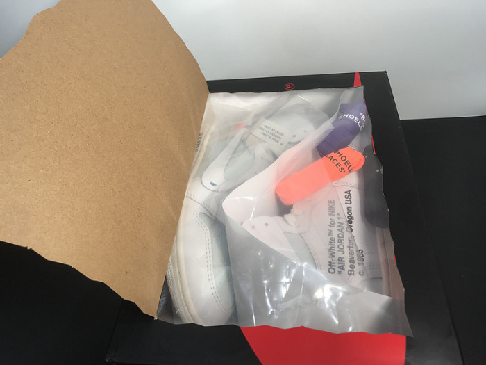 AIR JORDAN 1 RETRO HIGH X OW AQ0818-100