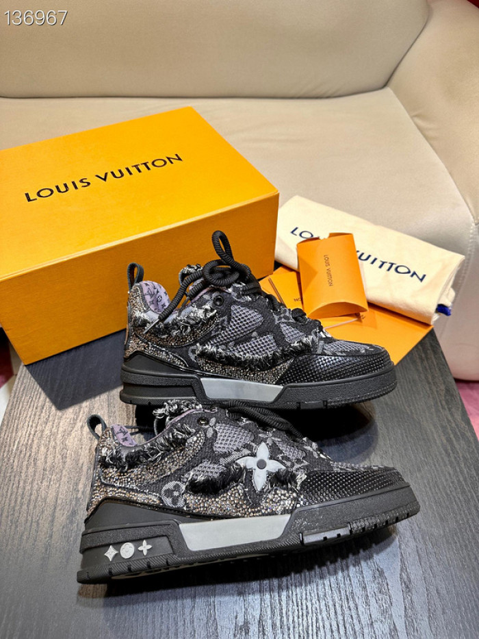 LUSV SNEAKERS