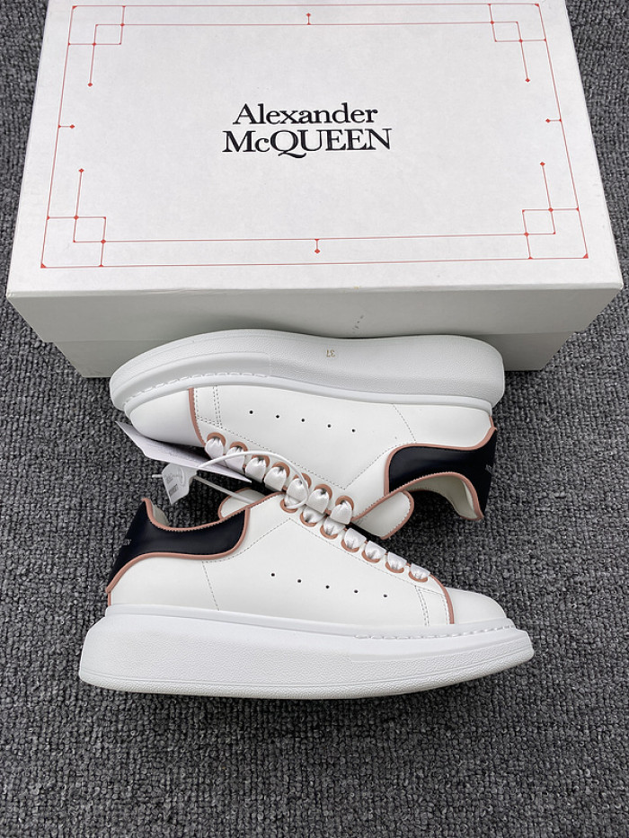ALEXMQ Sneakers