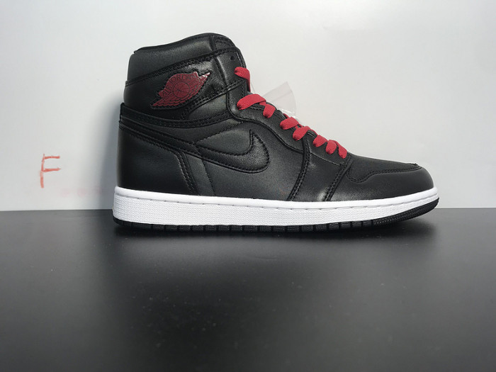 Air Jordan 1 Retro High OG ''Black Gym Red'' 555088-060
