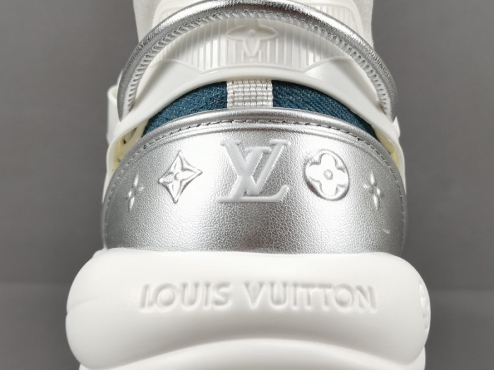 LUSV SNEAKERS