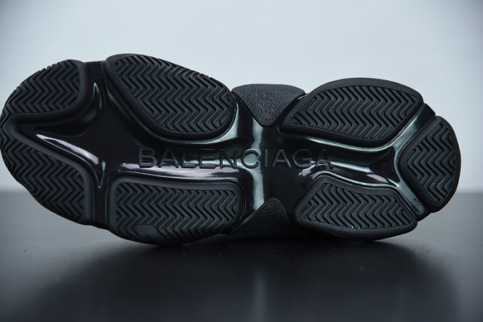 BALCIA Triple S Sneaker