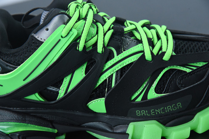 BALCIA Track SNEAKER