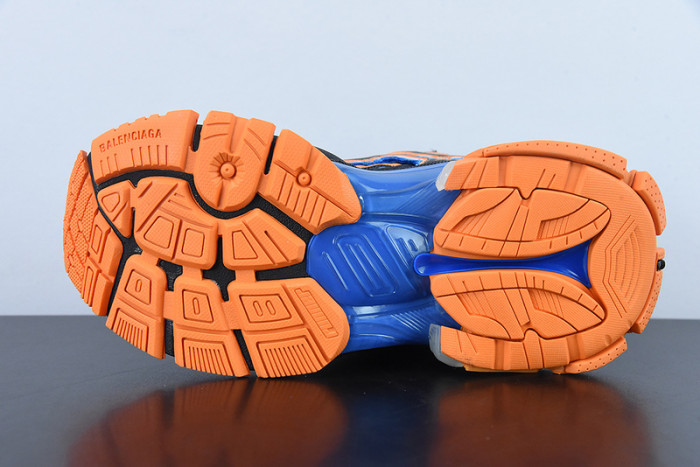 BALCIA RUNNER SNEAKER