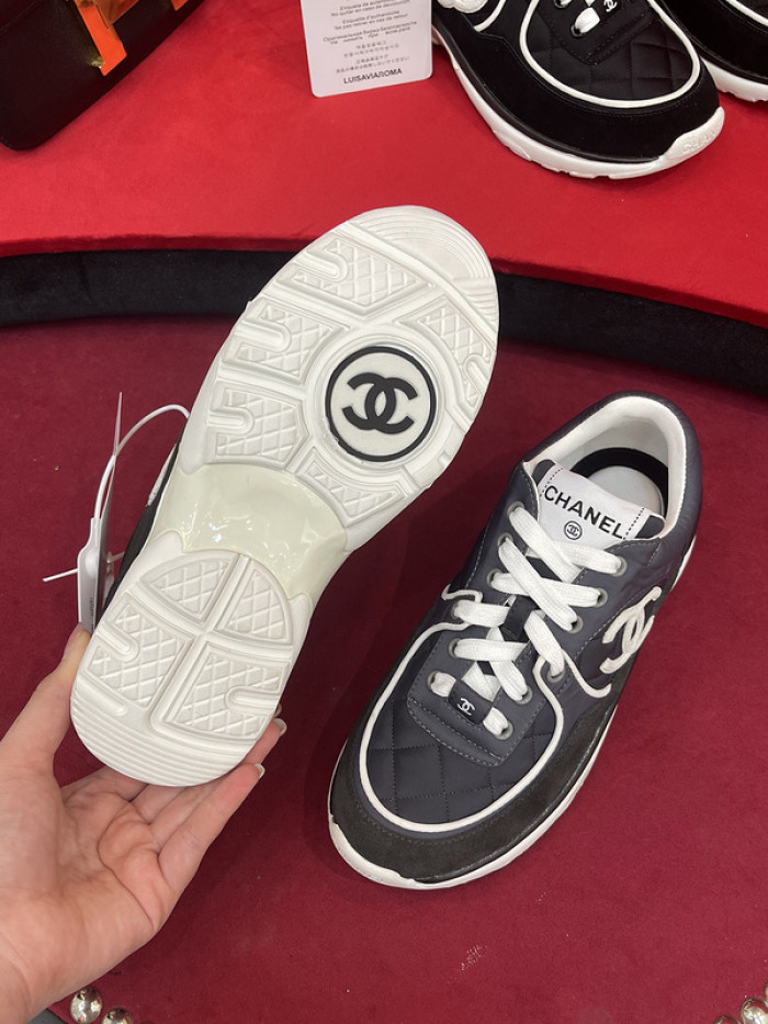 CHNL Sneaker