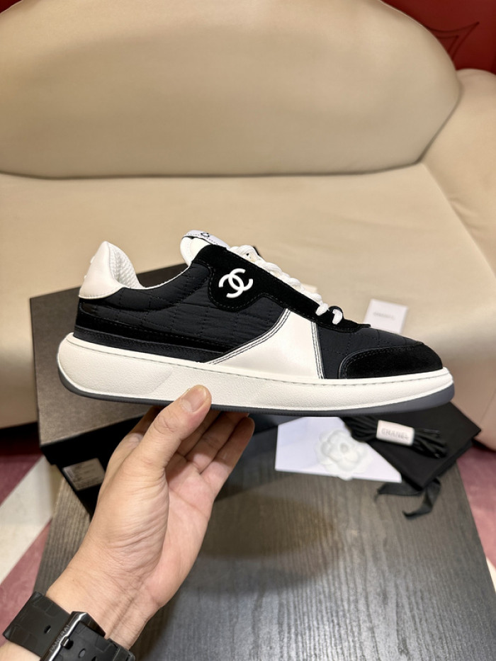 CHNL Sneaker