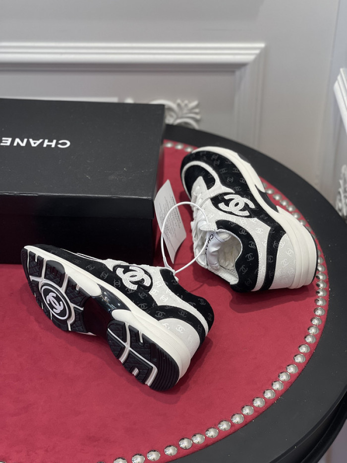 CHNL Sneaker