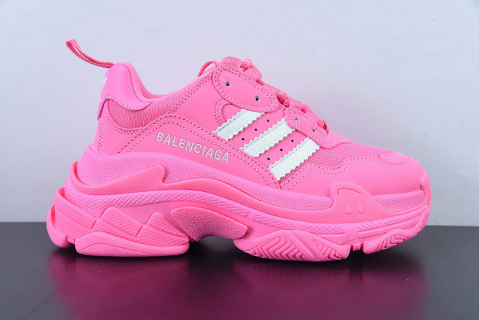 BALCIA TRIPLE S SNEAKER