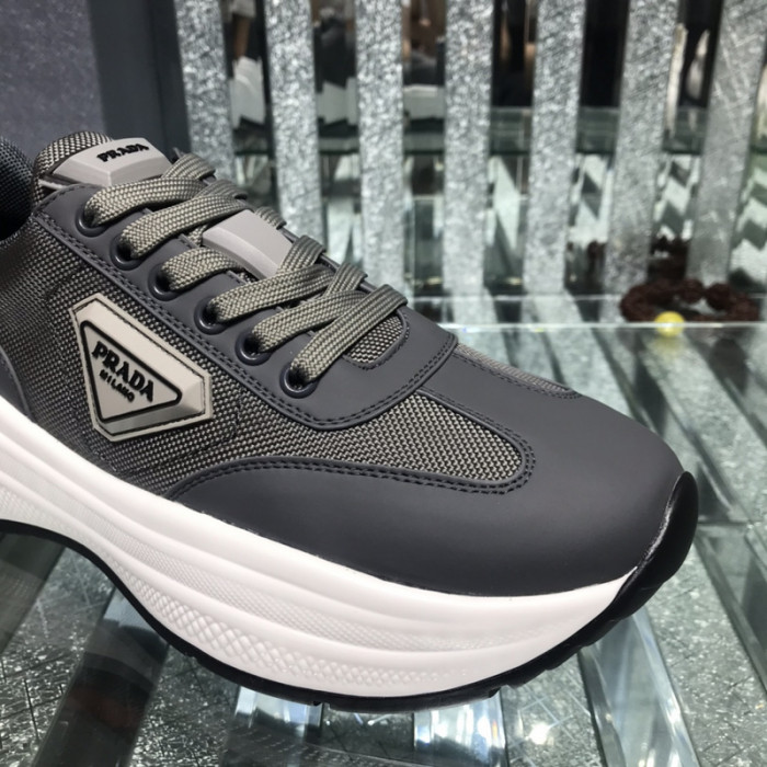 PRDA Sneaker