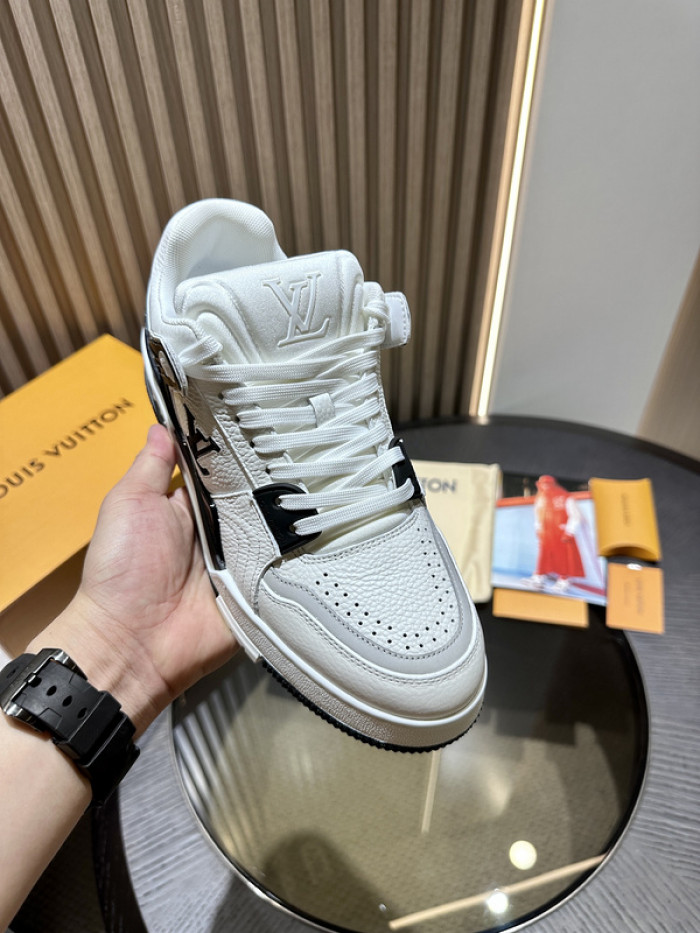 LUSV SNEAKERS