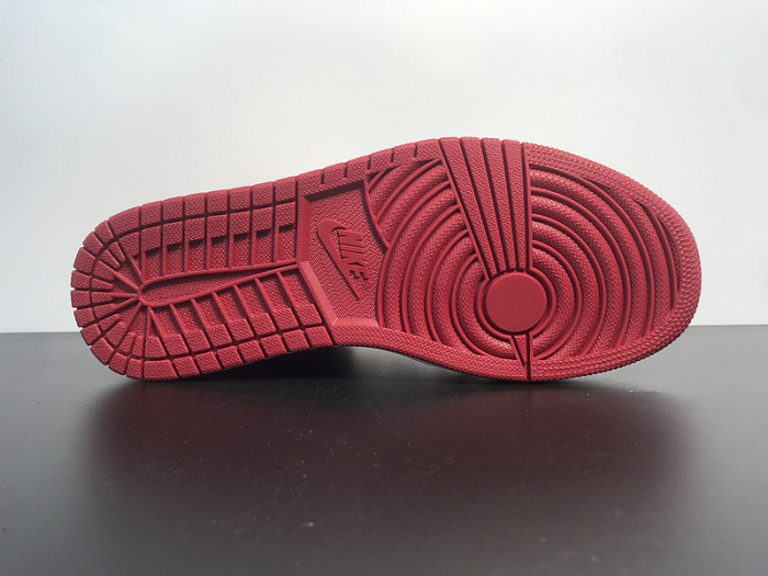 AIR JORDAN 1 BLACK TOE (2016) 555088-125