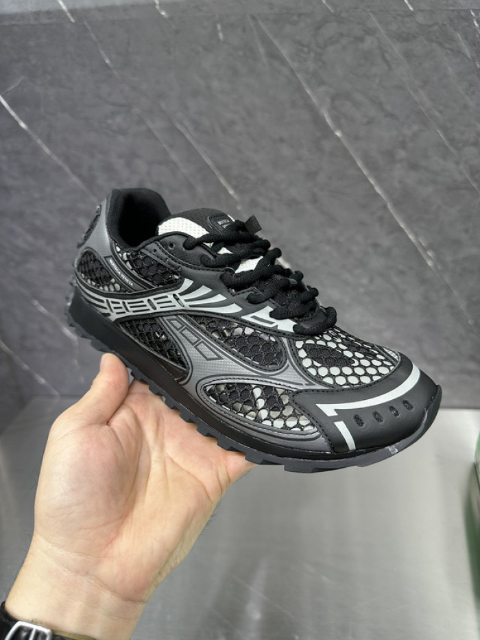 Bo*te*ga ve*ne*ta orbit sneaker