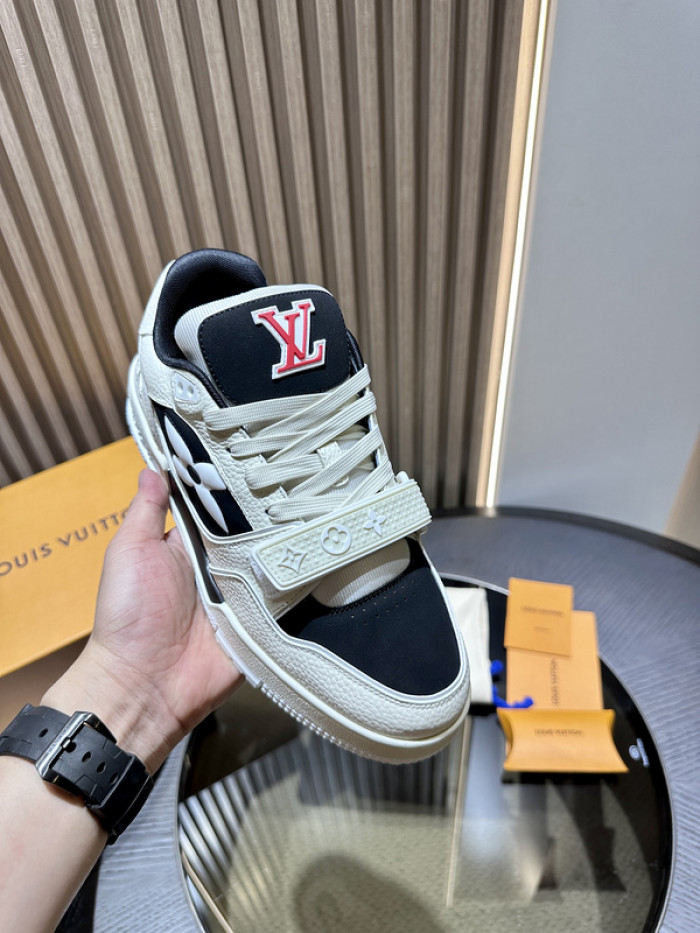 LUSV SNEAKERS