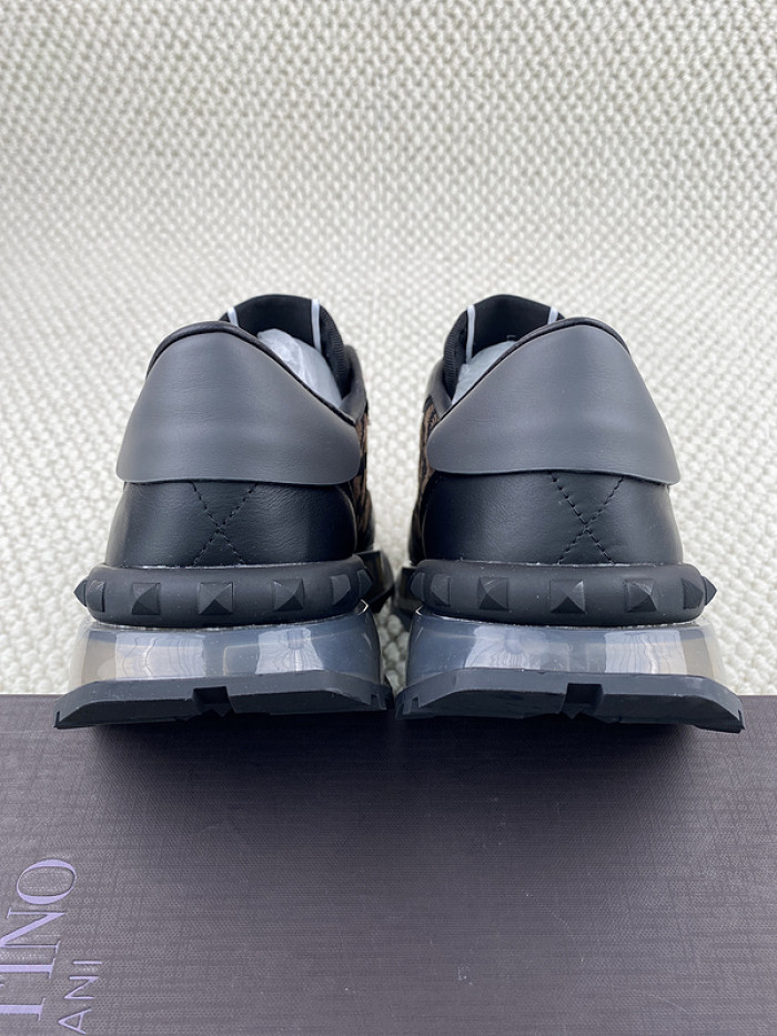 VALENTINO GARAVANI SNEAKER