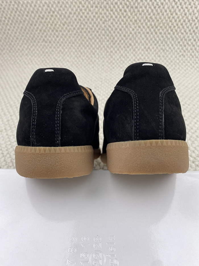 ma*s*n Ma*i*la sneaker