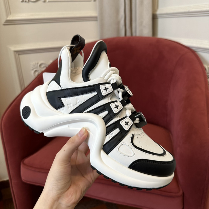 LUSV SNEAKERS