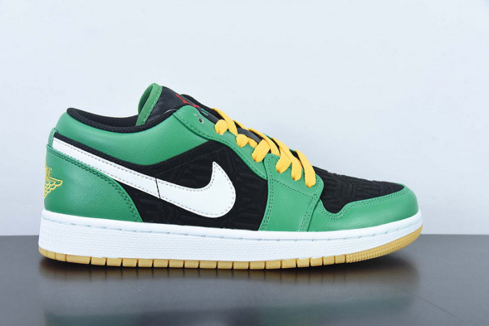 Air Jordan 1 Low SE ''Christmas'' - DQ8422 300