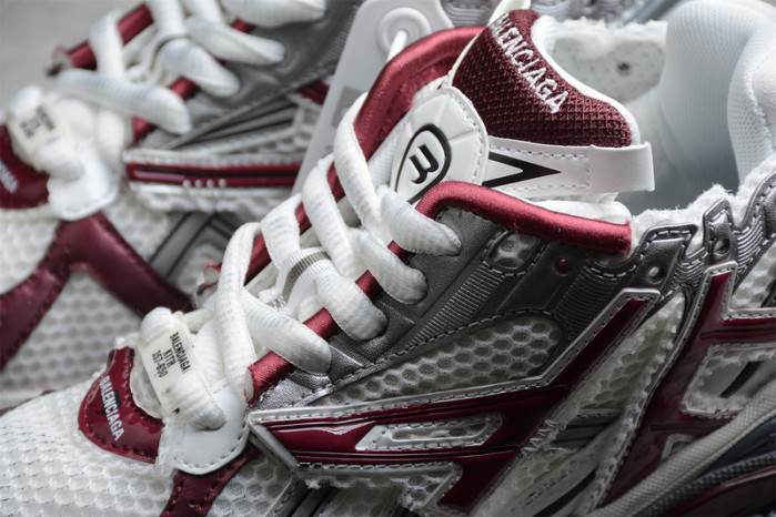 BALCIA RUNNER SNEAKER