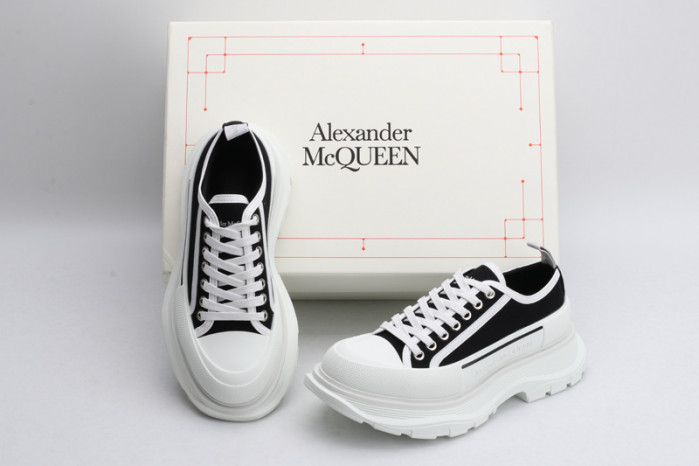 ALEXMQ Sneakers
