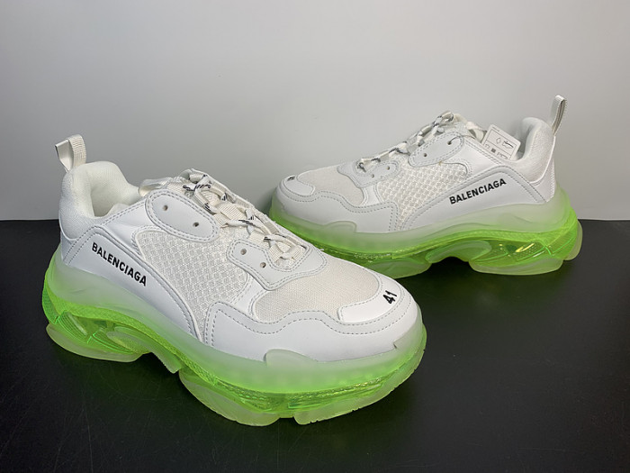 BALCIA TRIPLE S SNEAKER